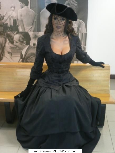 poze - laura - Zorro la espada y la rosa